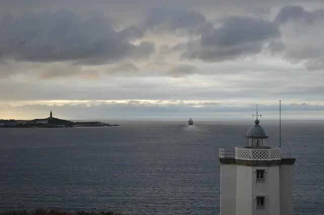MUDANZAS BARATAS LA CORUÑA VACIADO DE PISOS - A Coruña